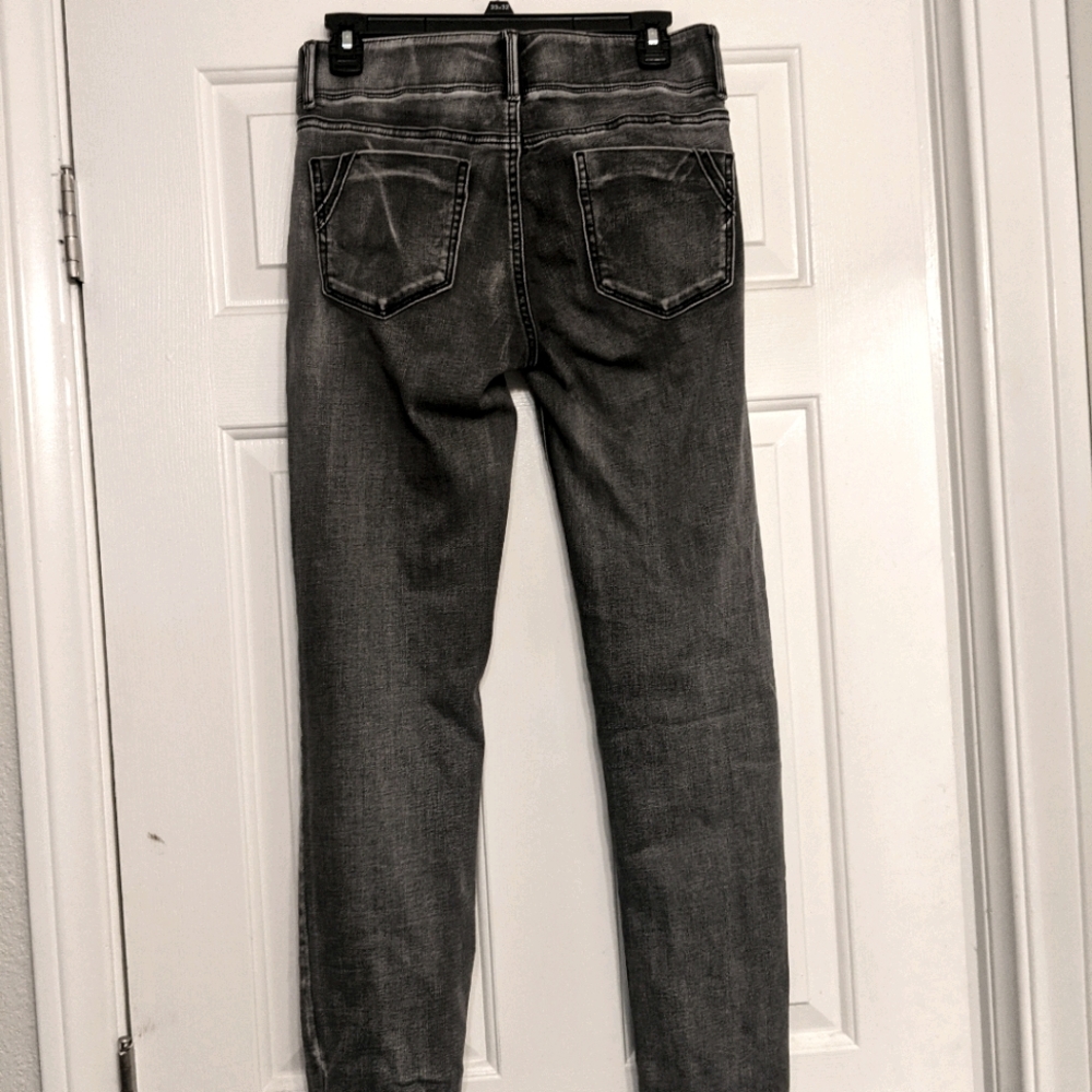 Grey stretchy denim jeans